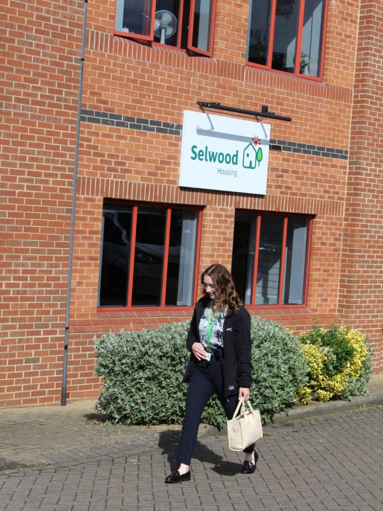 Zoe Ridley, one of Selwood Housing's customer complaints specialists, walking towards Bryer Ash office.