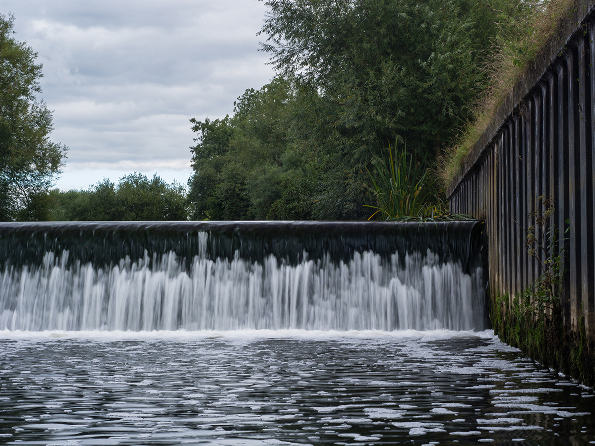 Weir across River Avon near Melksham